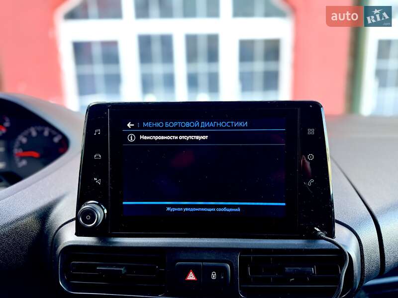 Вантажний фургон Peugeot Partner 2019 в Рівному