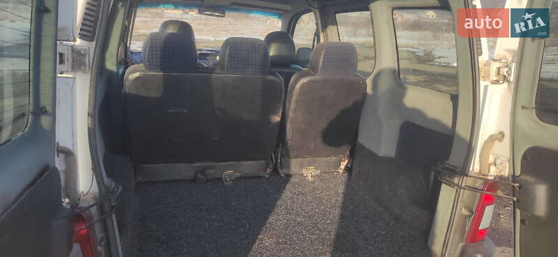 Минивэн Peugeot Partner 2003 в Баре фото 10 Минивэн Peugeot Partner 2003 в Баре