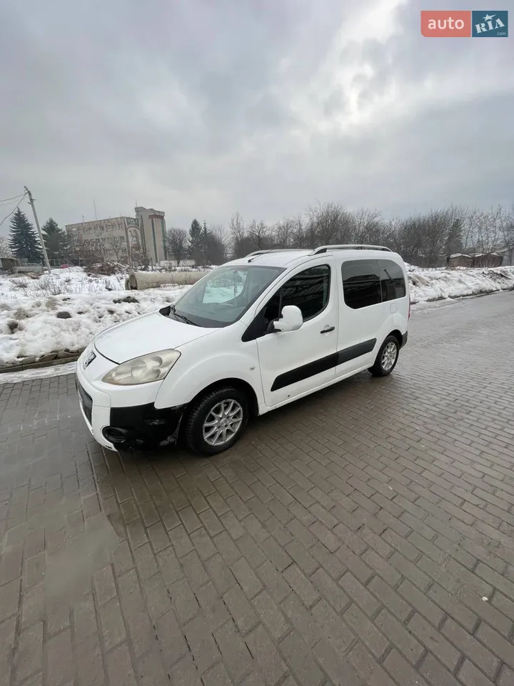 2010 Peugeot Partner - мініатюра 57
