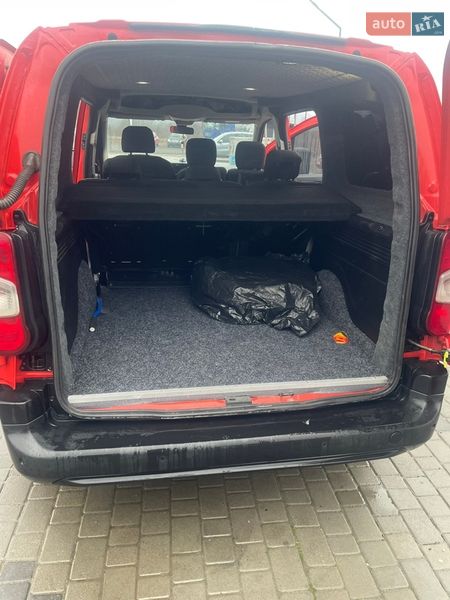 Мінівен Peugeot Partner 2019 в Ужгороді