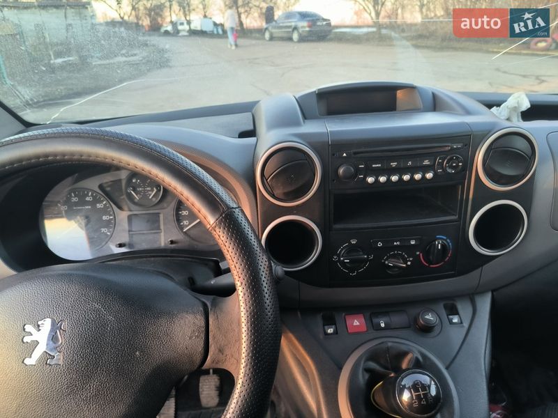 Минивэн Peugeot Partner 2011 в Прилуках