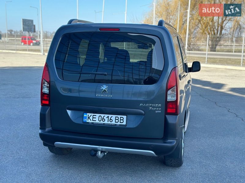 Минивэн Peugeot Partner 2016 в Днепре