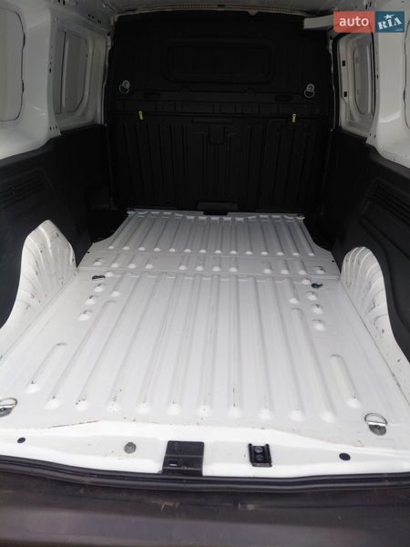 Грузовой фургон Peugeot Partner 2020 в Киеве