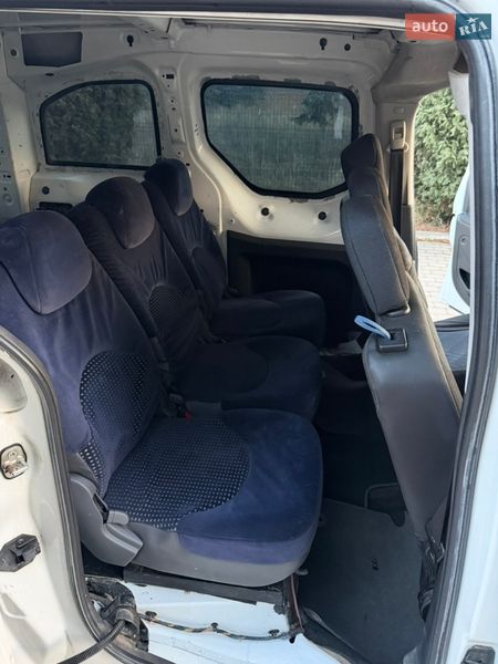 Вантажний фургон Peugeot Partner 2008 в Чернівцях