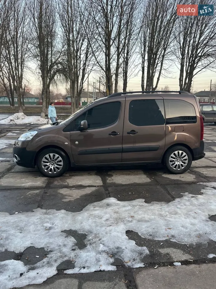 2012 Peugeot Partner - мініатюра 5