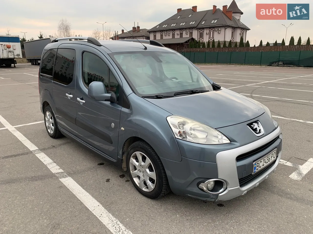 2010 Peugeot Partner - мініатюра 9