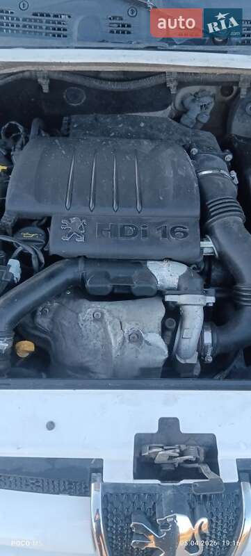 Минивэн Peugeot Partner 2006 в Деражне