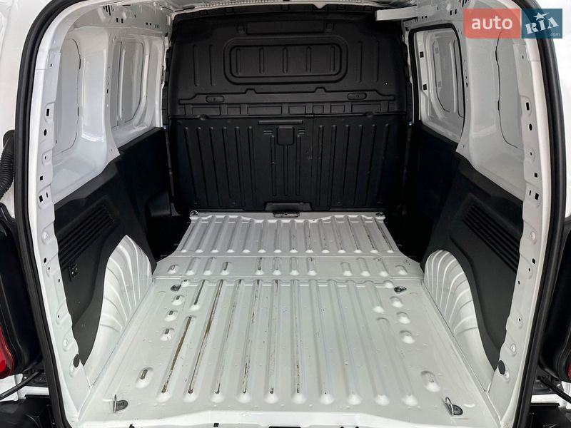 Минивэн Peugeot Partner 2020 в Львове