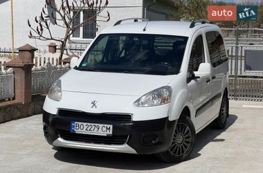 Мінівен Peugeot Partner 2012 в Гусятині