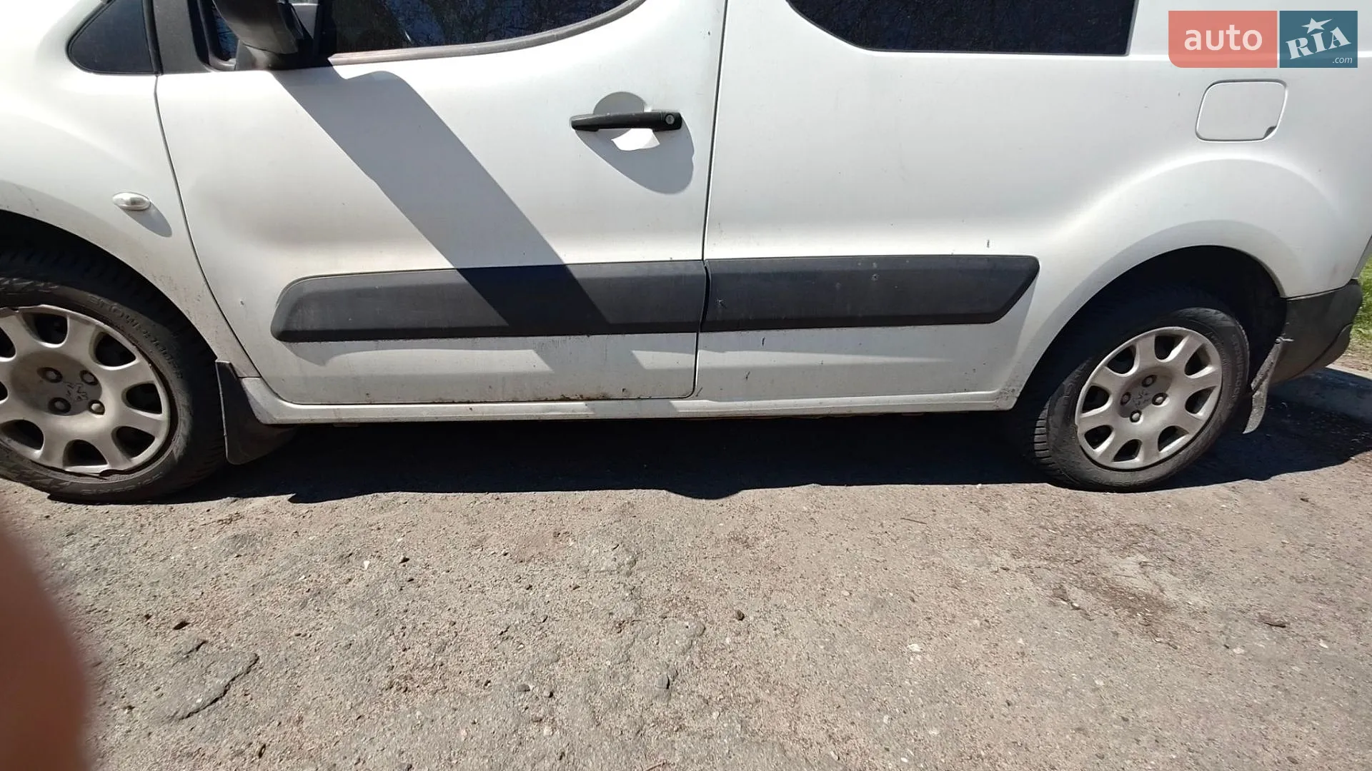 2010 Peugeot Partner - мініатюра 2