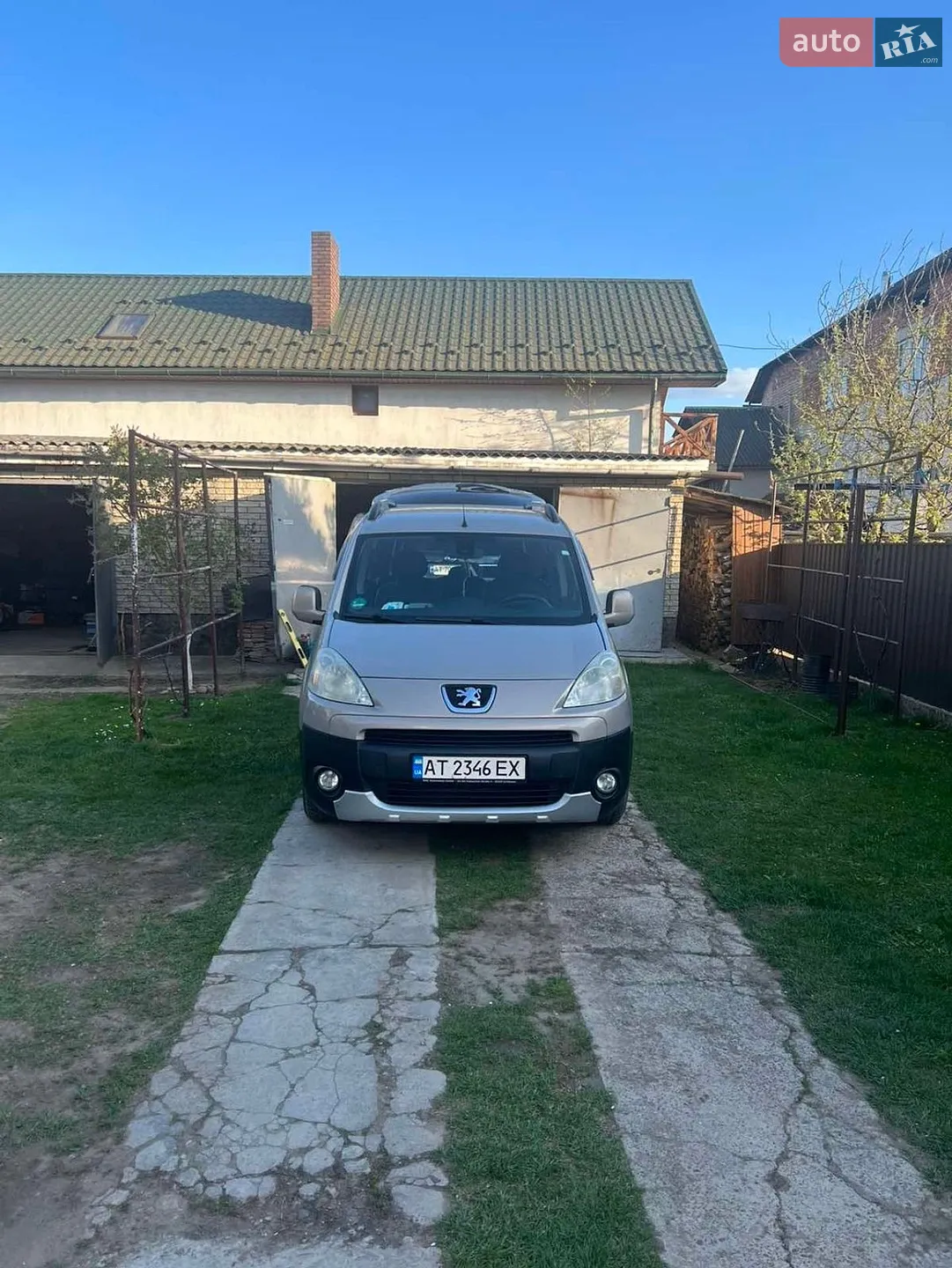 2011 Peugeot Partner - мініатюра 3