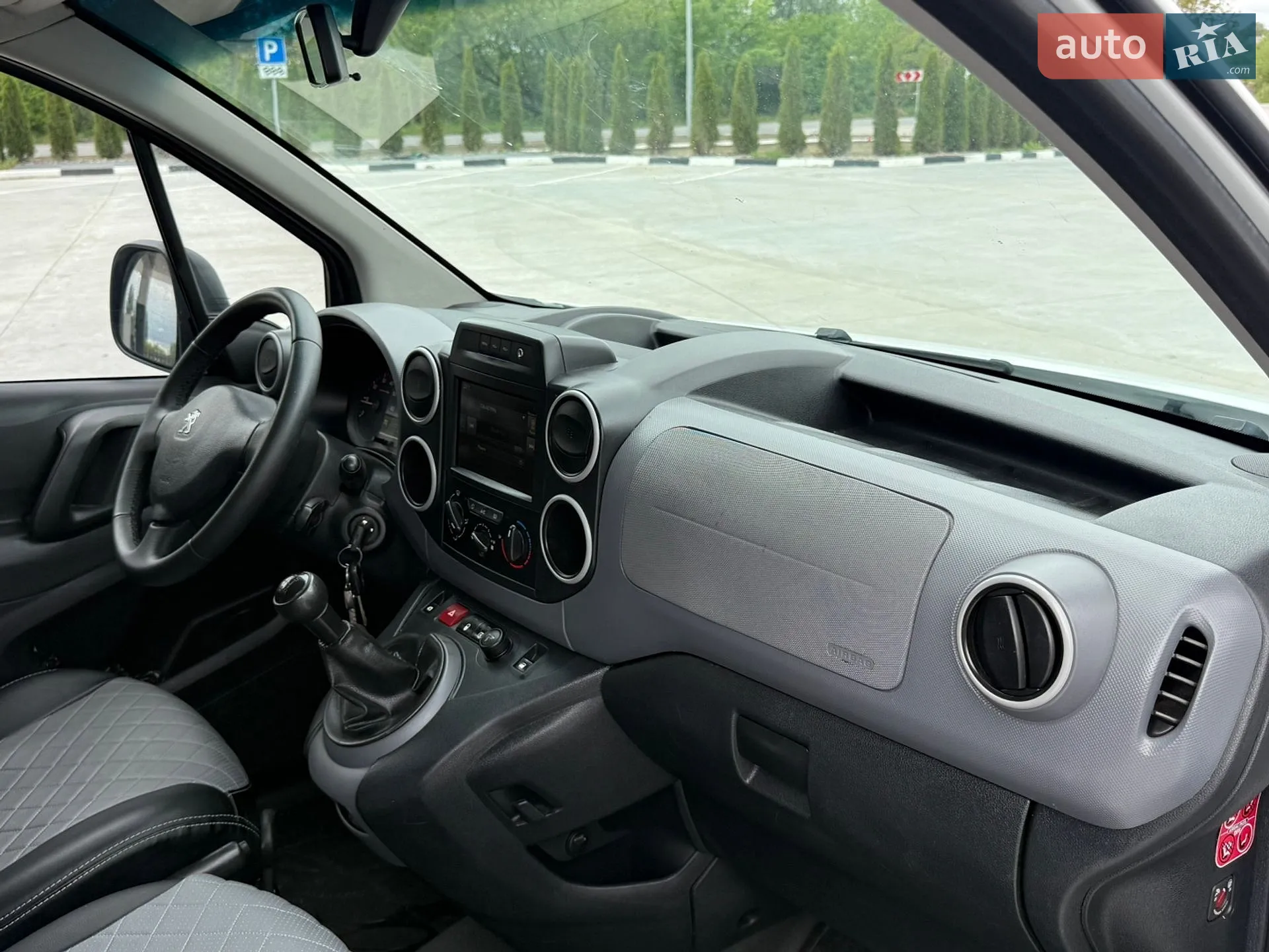 2016 Peugeot Partner - мініатюра 36