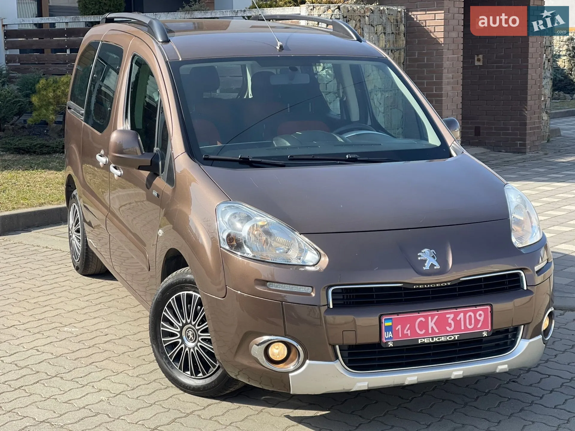2015 Peugeot Partner - мініатюра 11