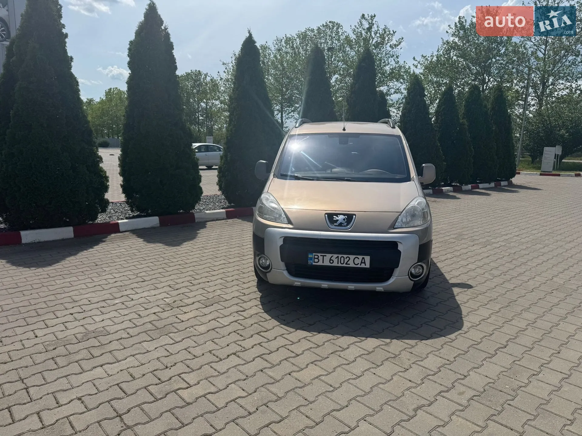 2011 Peugeot Partner - мініатюра 3