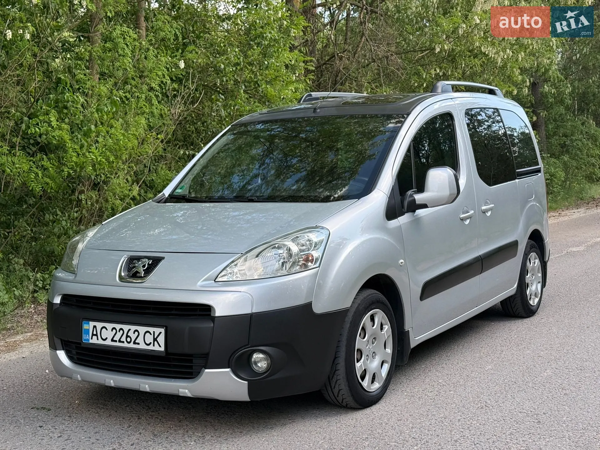 2011 Peugeot Partner - фото 1