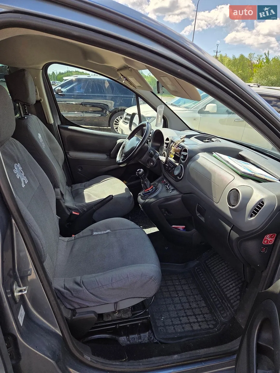 2012 Peugeot Partner - мініатюра 8
