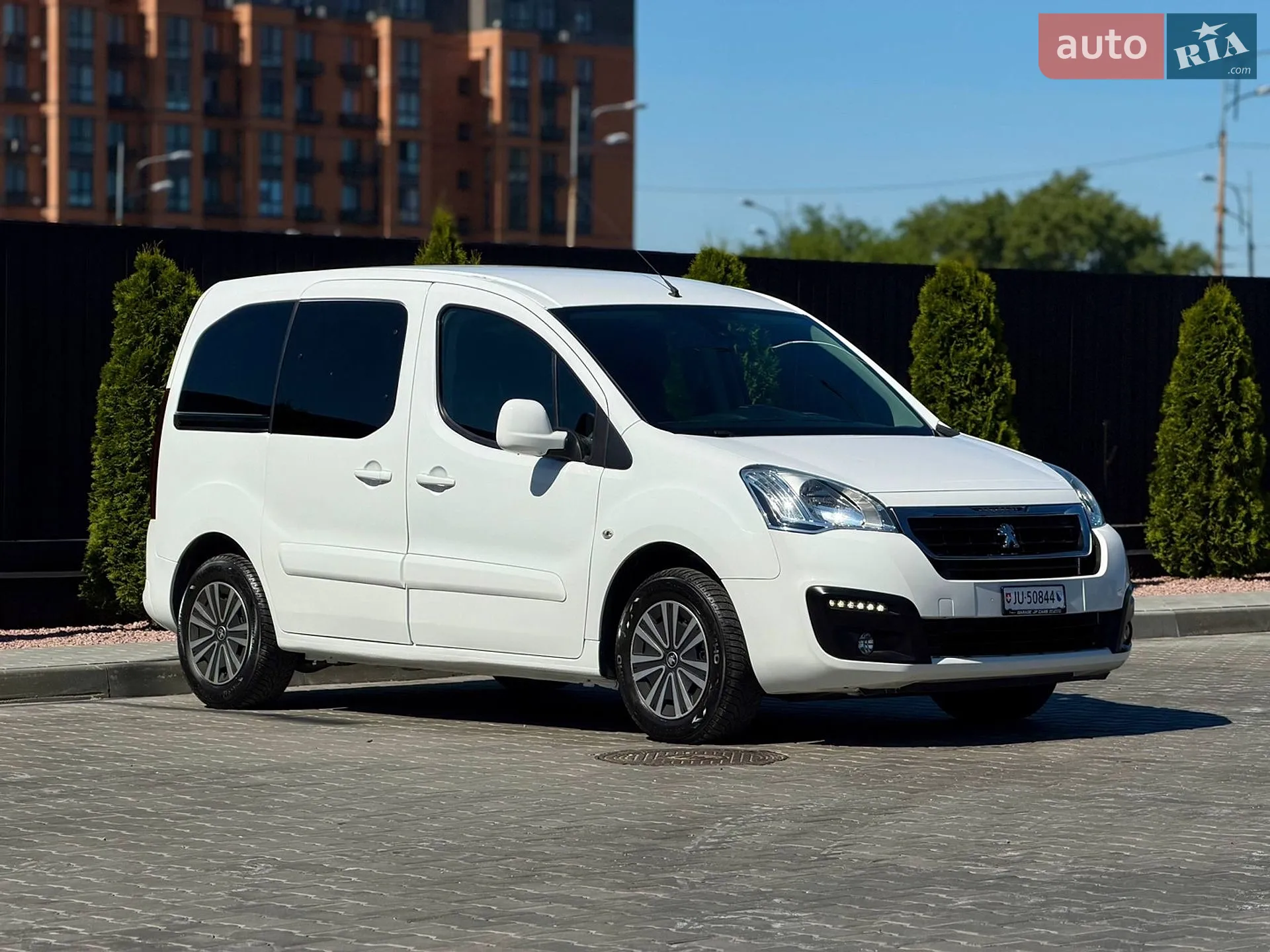 2015 Peugeot Partner - мініатюра 2