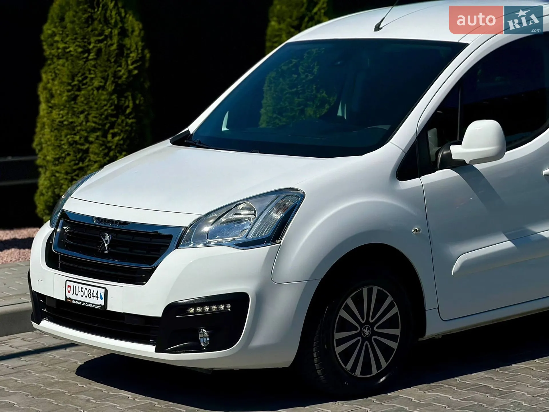 2015 Peugeot Partner - мініатюра 8