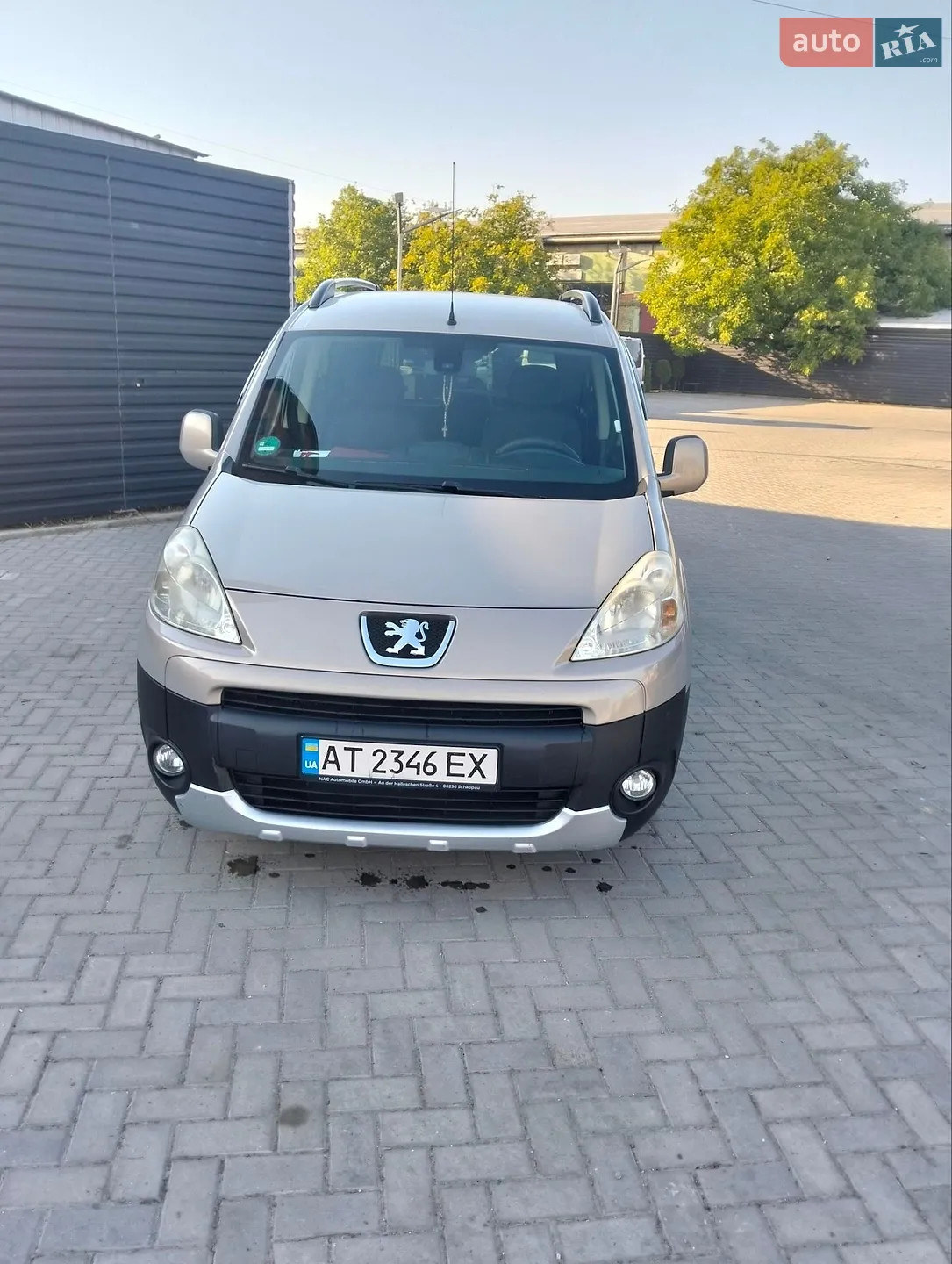 2011 Peugeot Partner - мініатюра 12