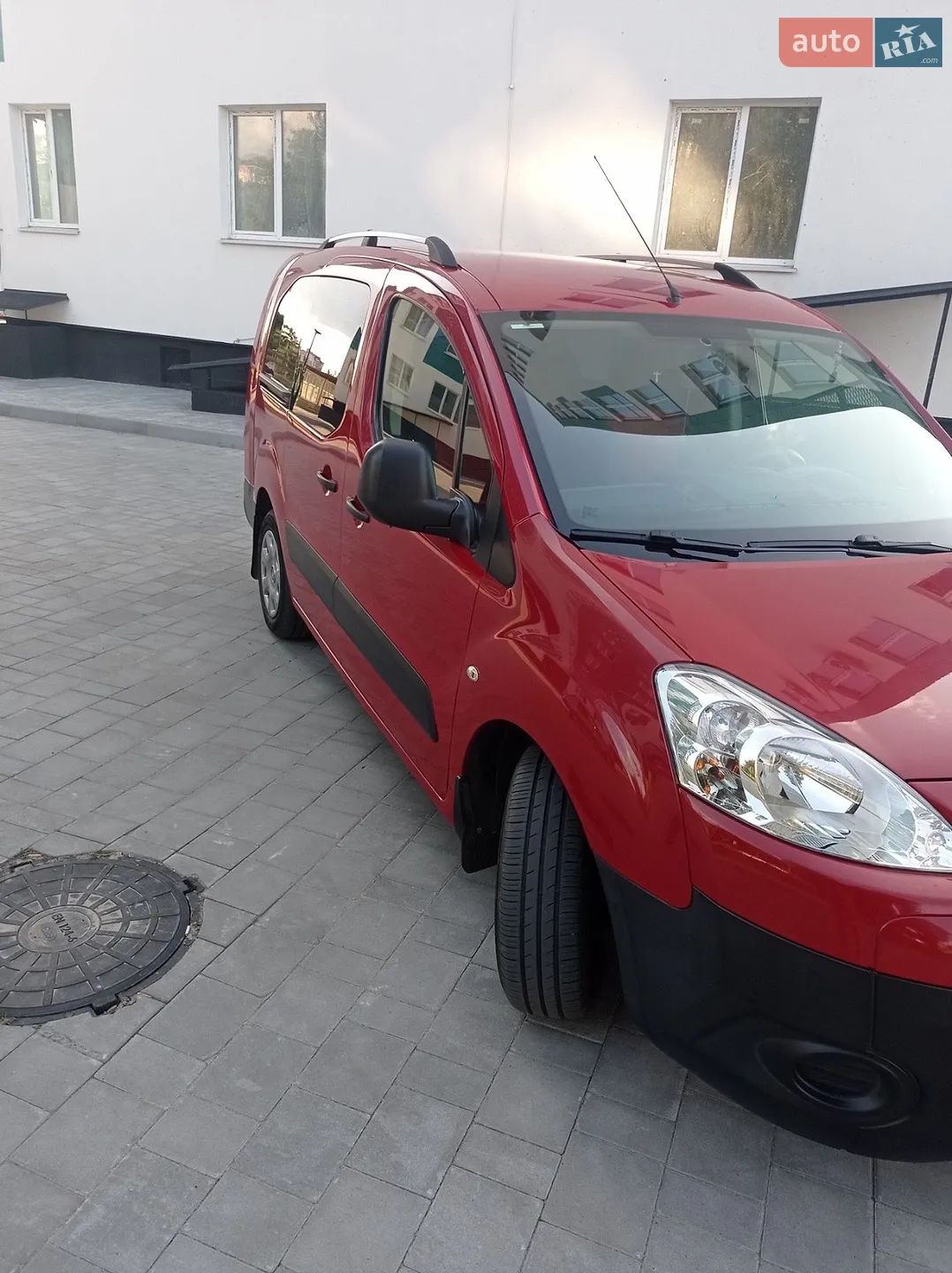 2011 Peugeot Partner - мініатюра 7