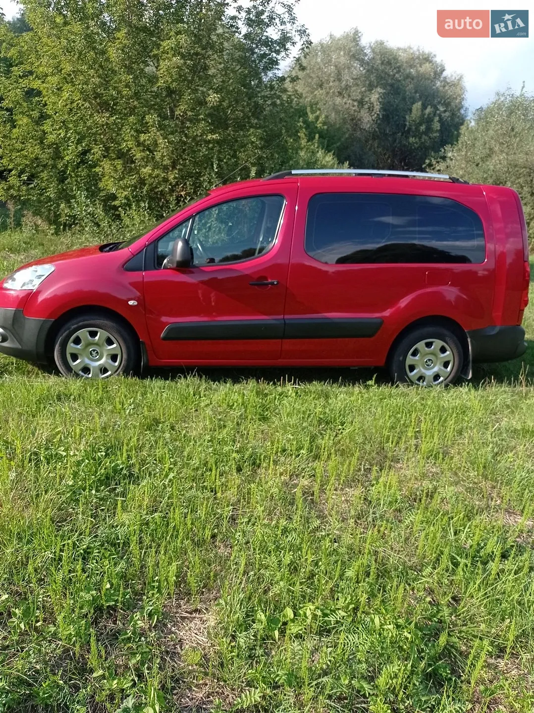 2011 Peugeot Partner - мініатюра 22
