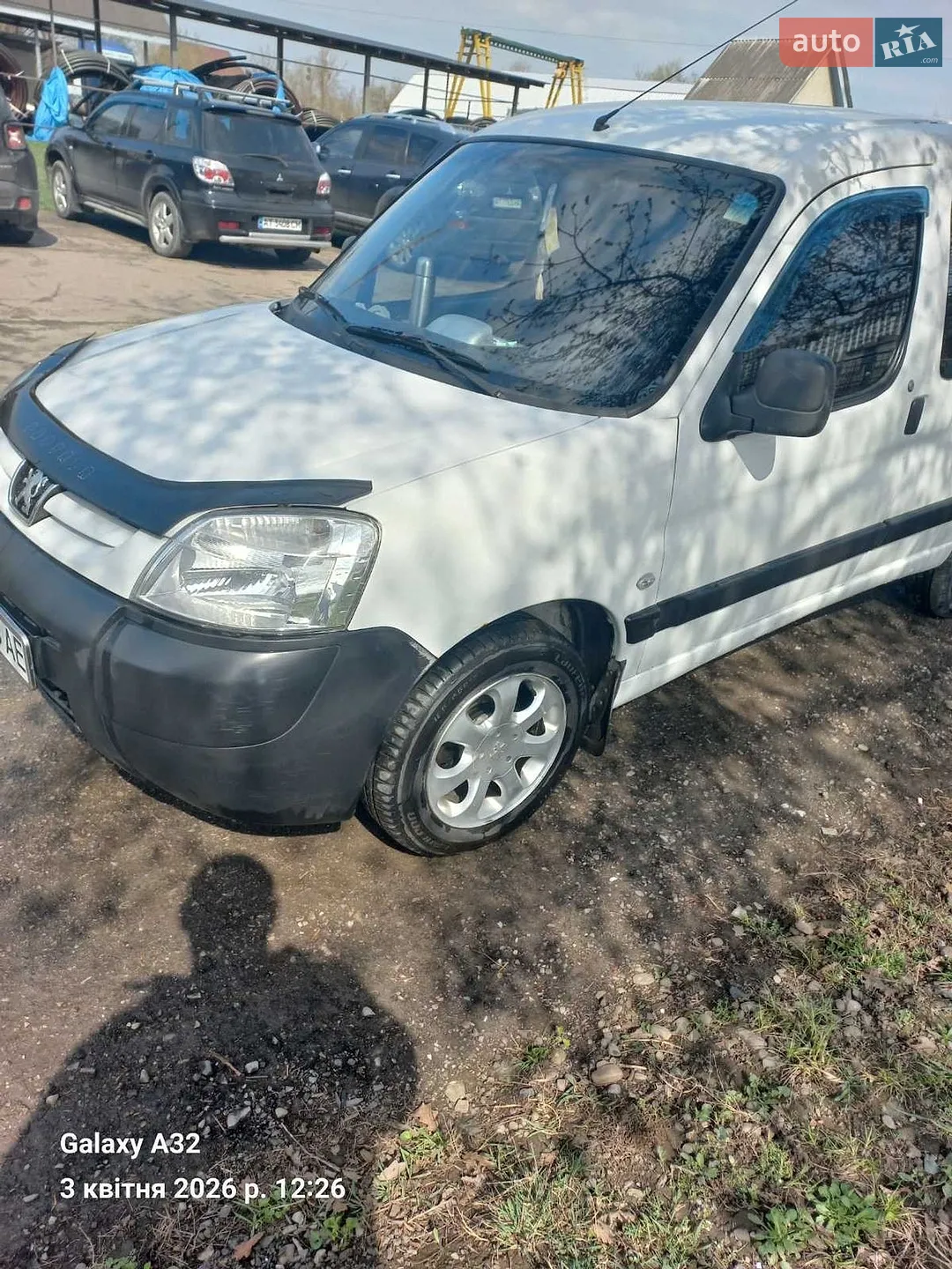 2011 Peugeot Partner - мініатюра 2
