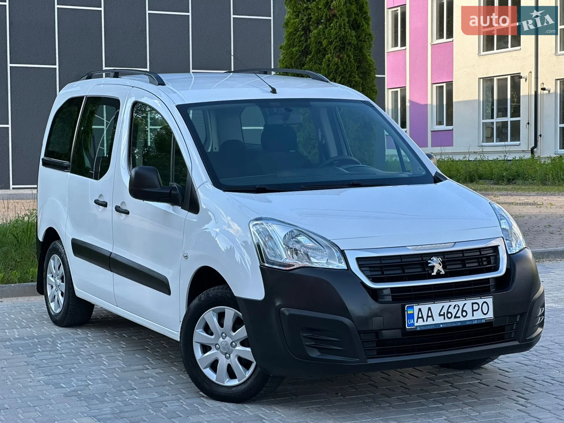2017 Peugeot Partner - мініатюра 98