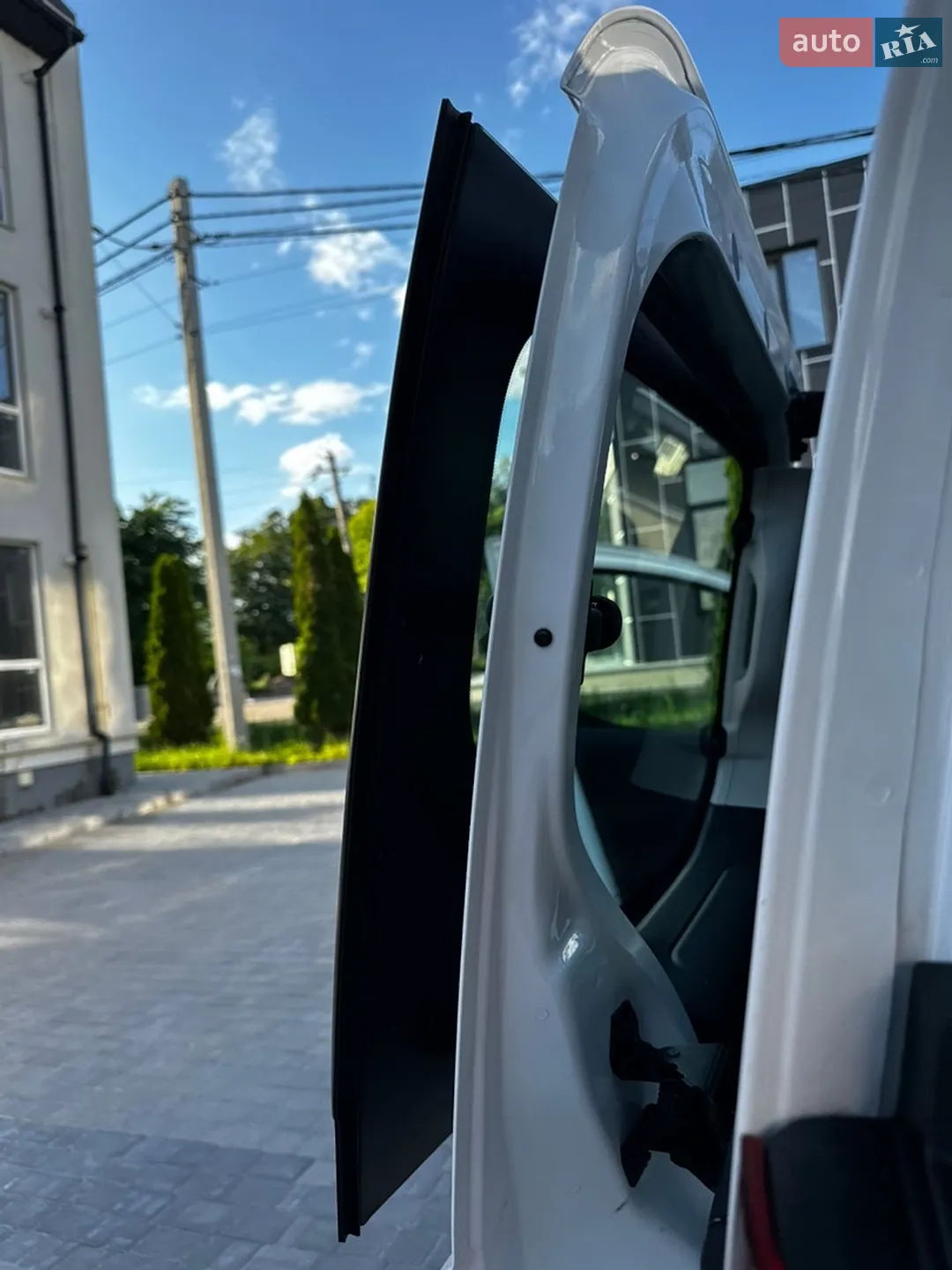 2017 Peugeot Partner - мініатюра 188