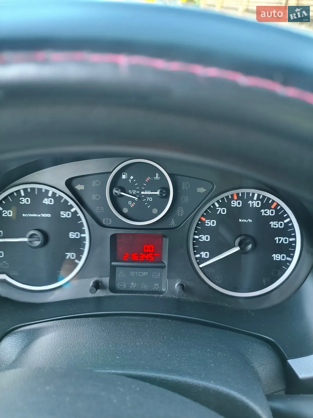 2017 Peugeot Partner - мініатюра 8