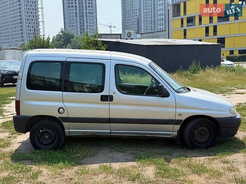 Peugeot Partner 2001 VIN VF35FKFWF60405821 фото оголошення 3 з 37