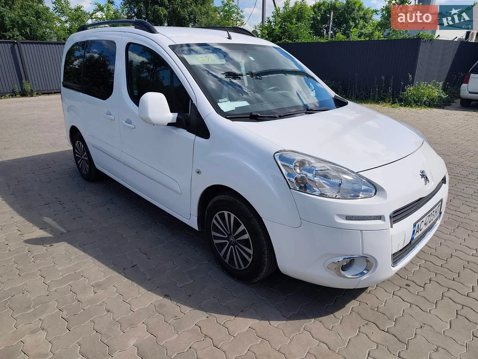 2014 Peugeot Partner - мініатюра 16