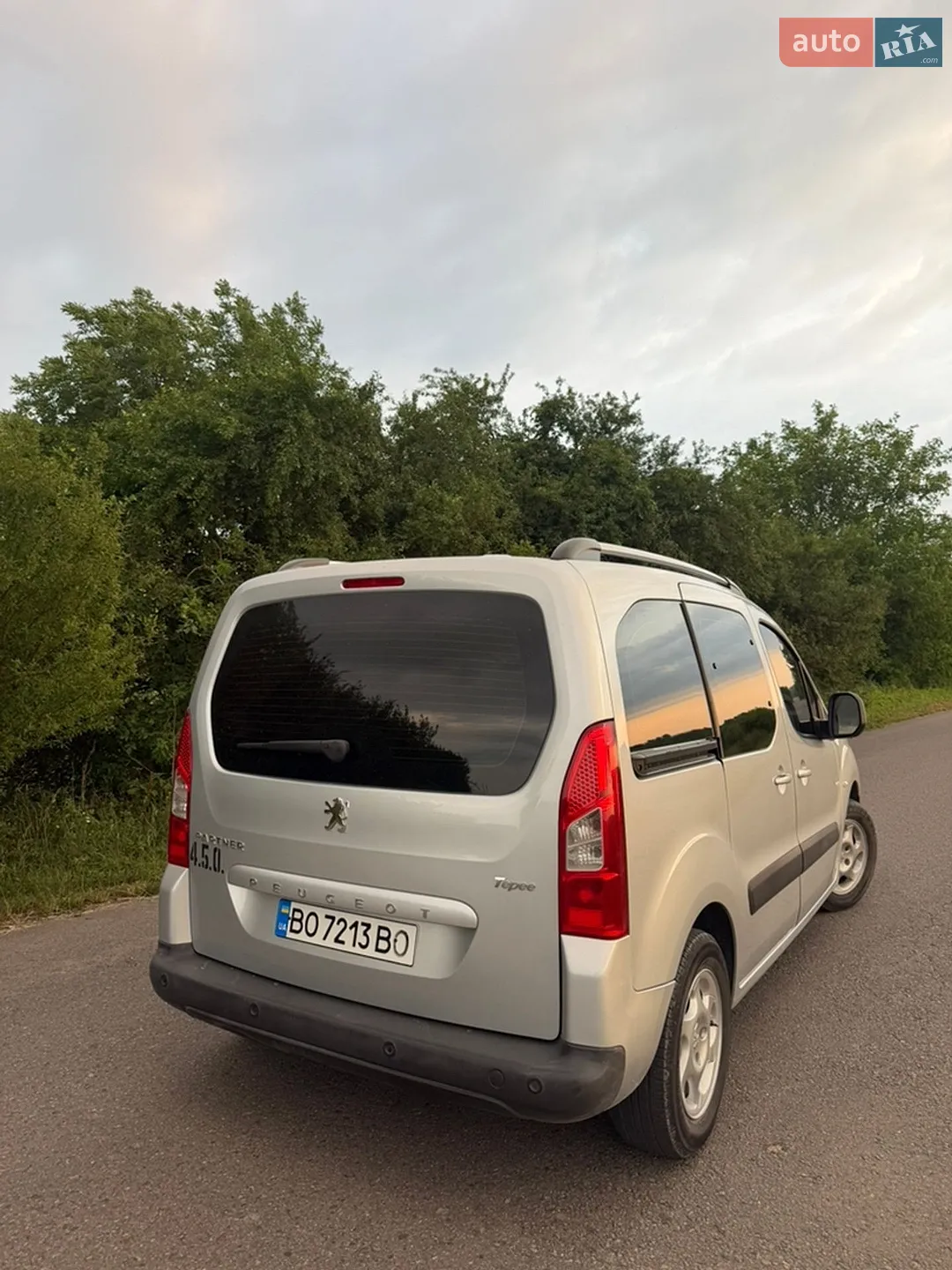 2011 Peugeot Partner - мініатюра 6