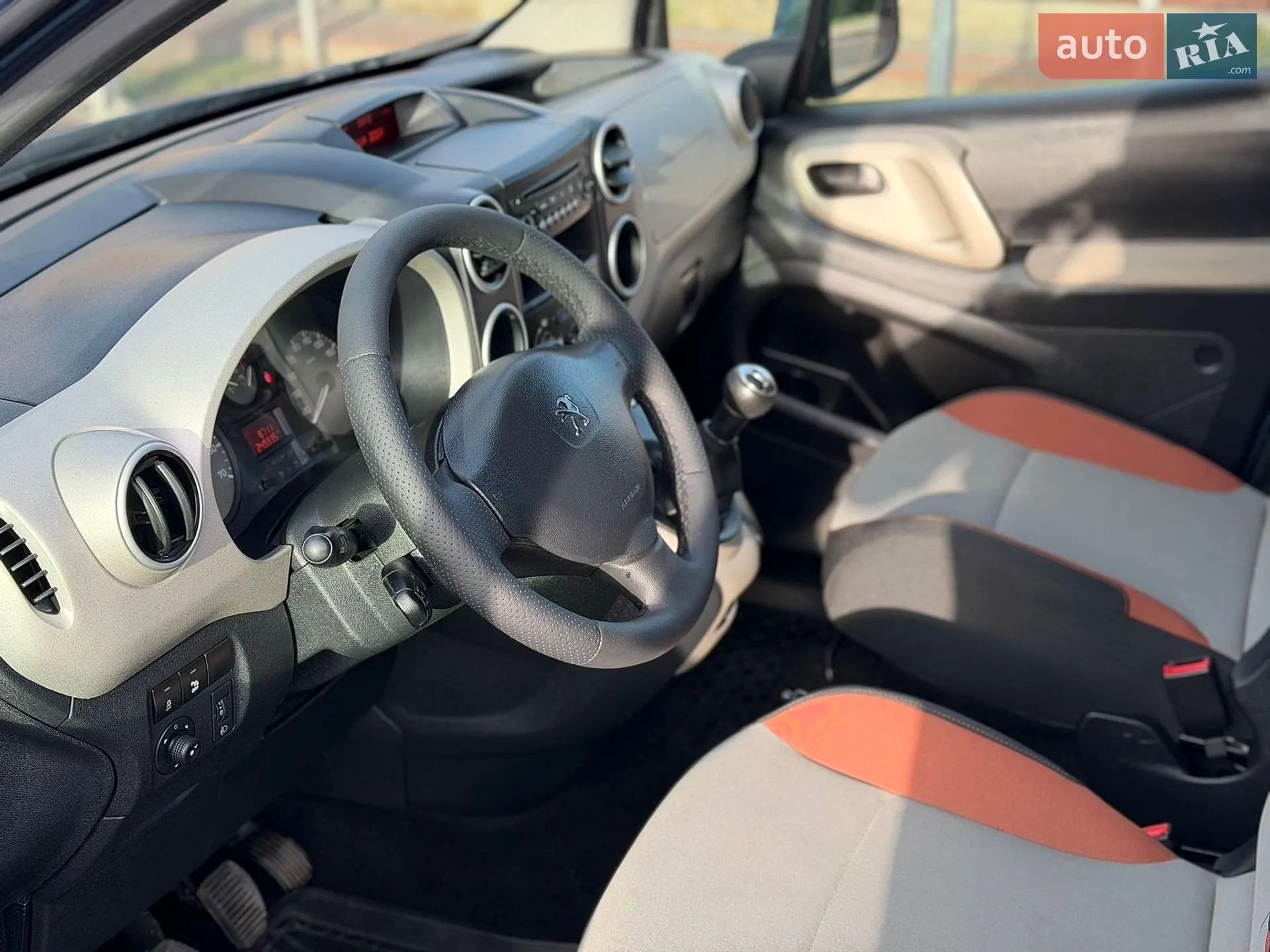 2016 Peugeot Partner - мініатюра 9