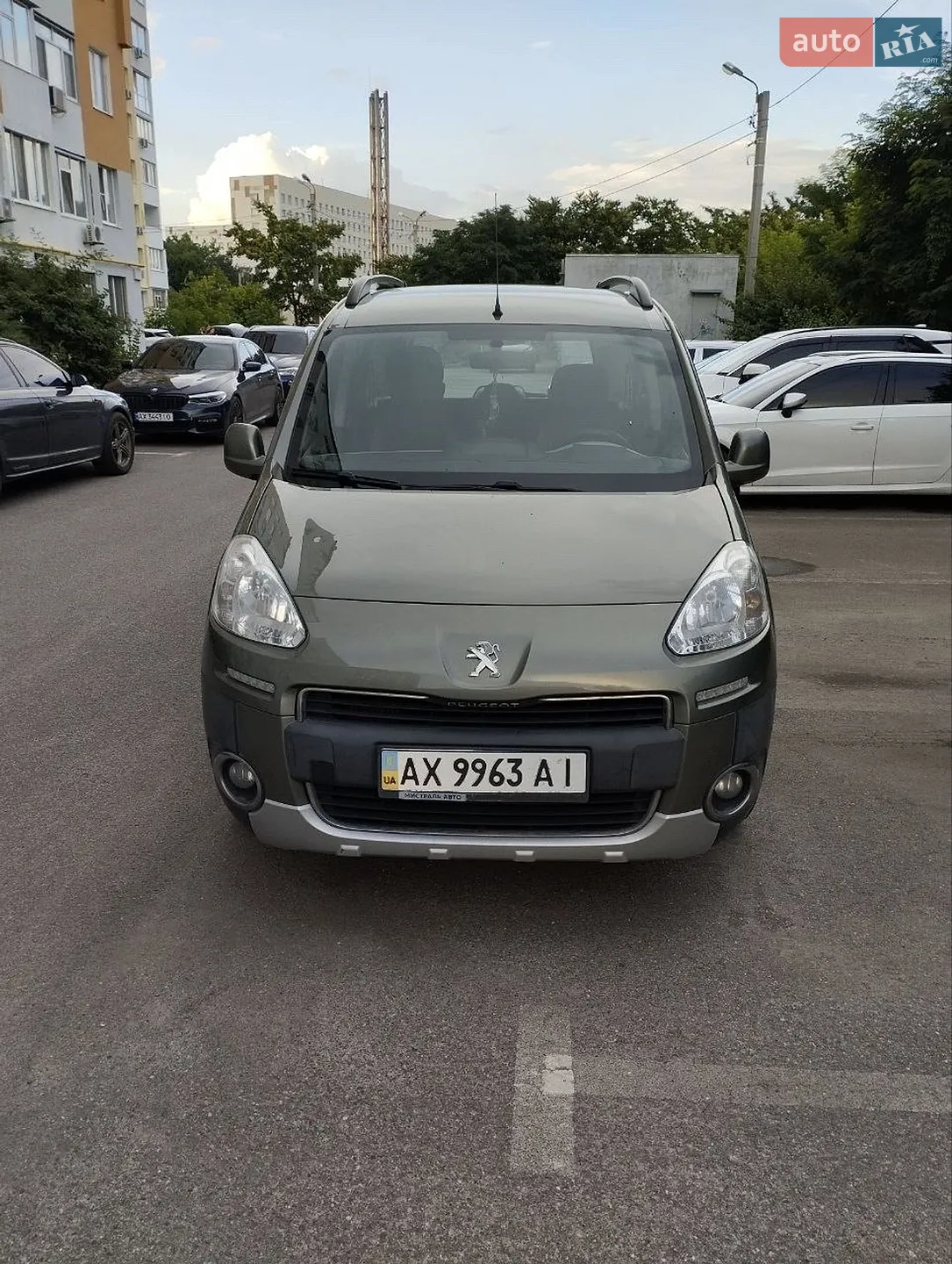 2013 Peugeot Partner - мініатюра 11