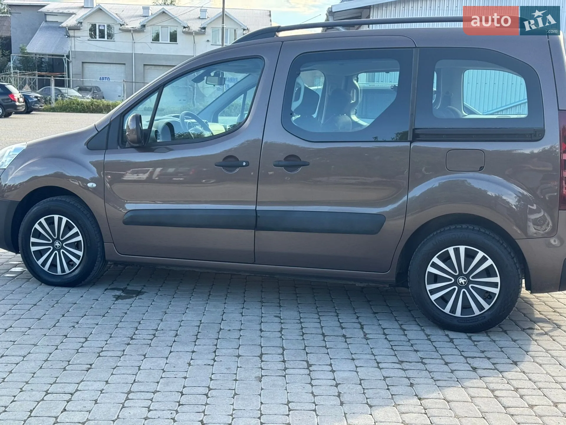 2013 Peugeot Partner - мініатюра 9