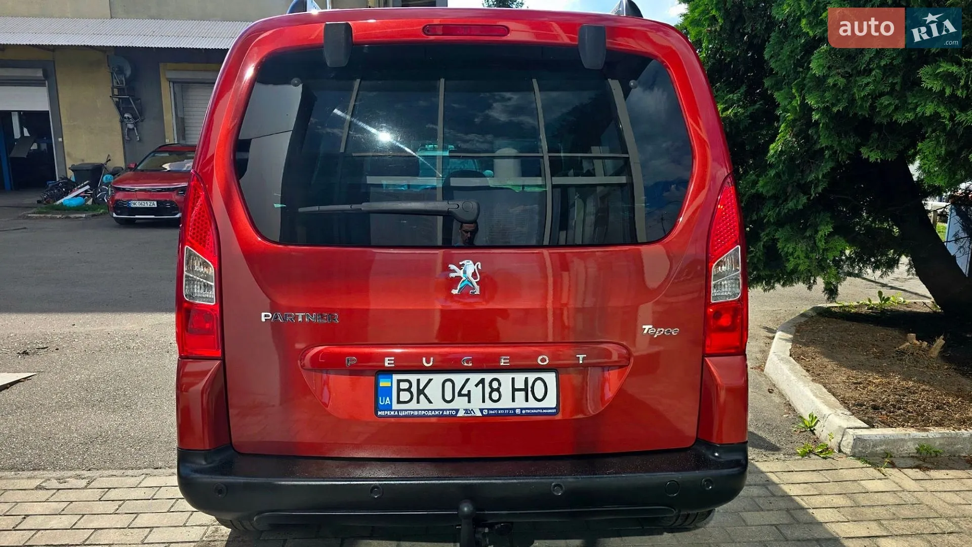 2011 Peugeot Partner - мініатюра 27