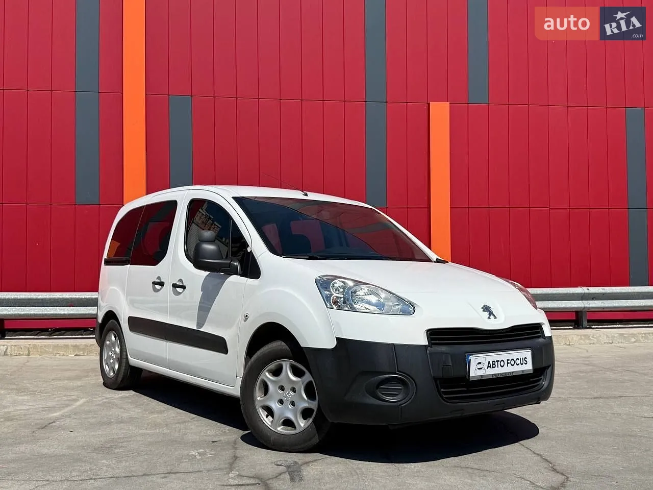 2015 Peugeot Partner - фото 1