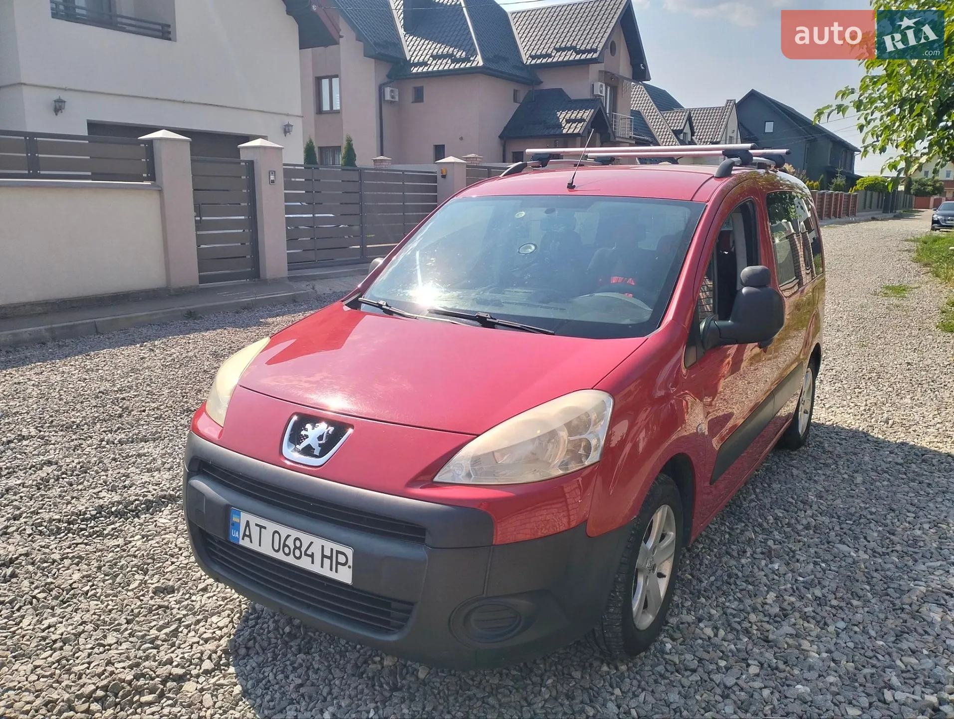 2011 Peugeot Partner - мініатюра 18