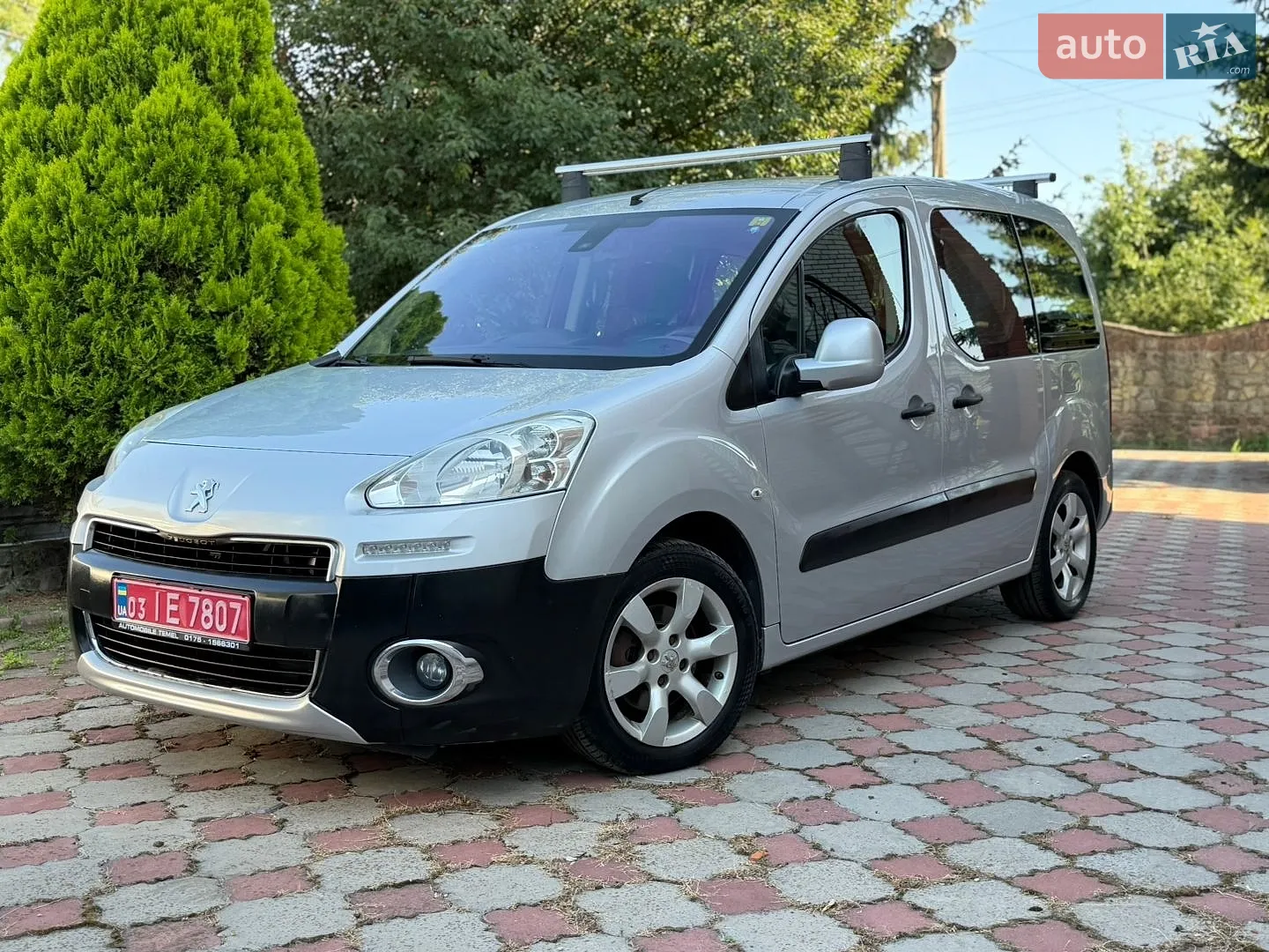 2012 Peugeot Partner - мініатюра 15