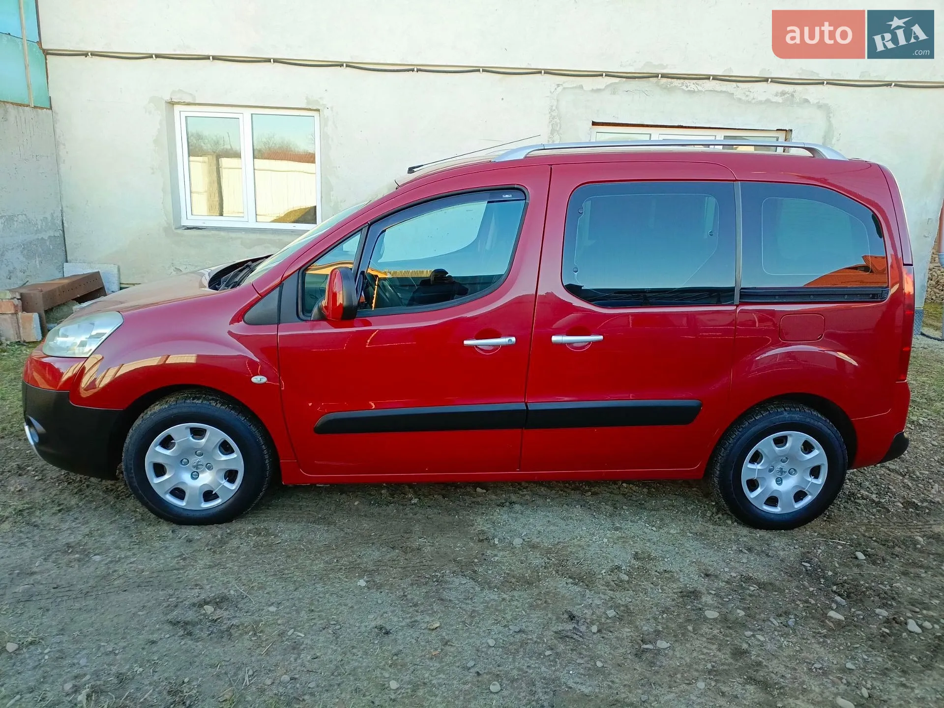2010 Peugeot Partner - мініатюра 19