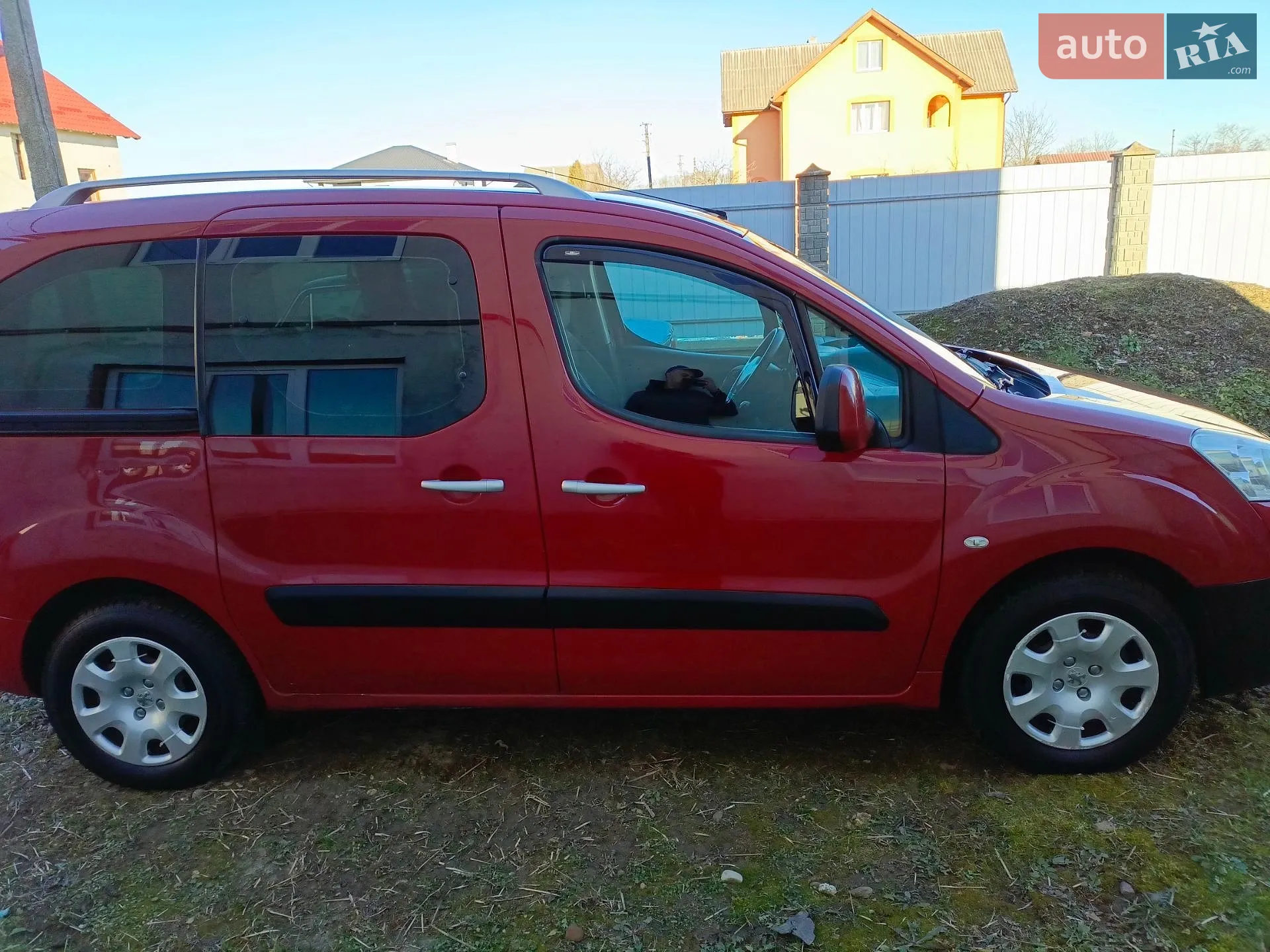 2010 Peugeot Partner - мініатюра 29