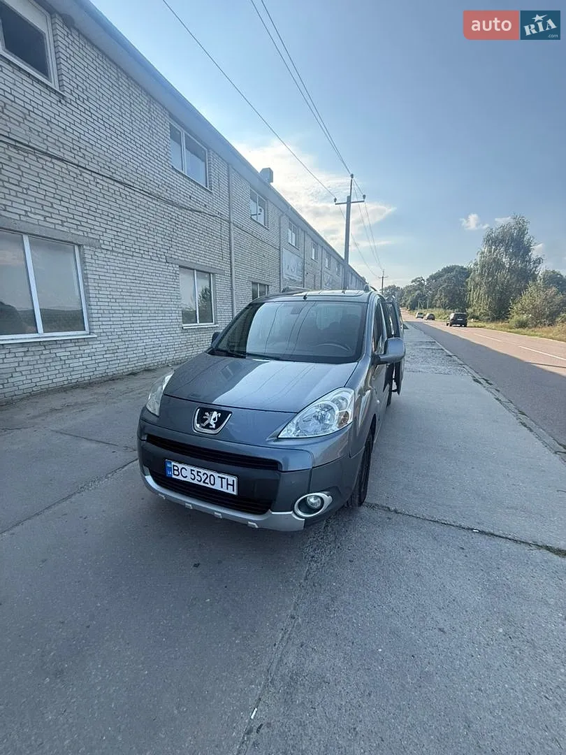 2011 Peugeot Partner - мініатюра 12