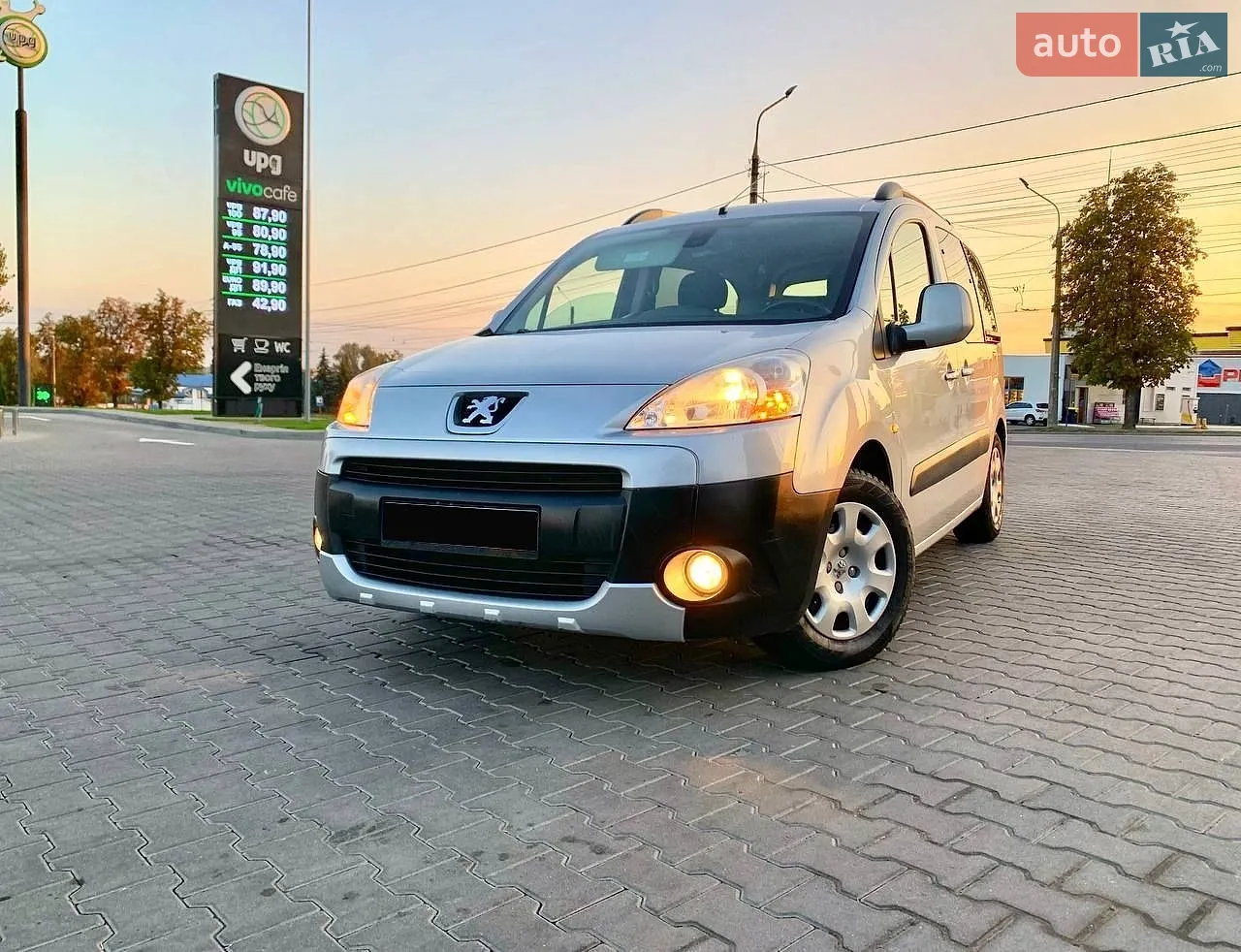 2010 Peugeot Partner - мініатюра 6