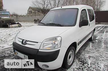 Грузопассажирский фургон Peugeot Partner 2007 в 