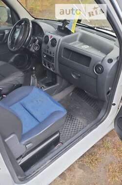 Минивэн Peugeot Ranch 2005 в 
