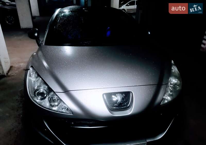 Купе Peugeot RCZ 2011 в Киеве