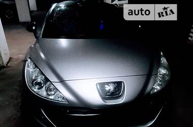 Купе Peugeot RCZ 2011 в Києві