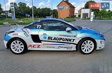 Купе Peugeot RCZ 2012 в 