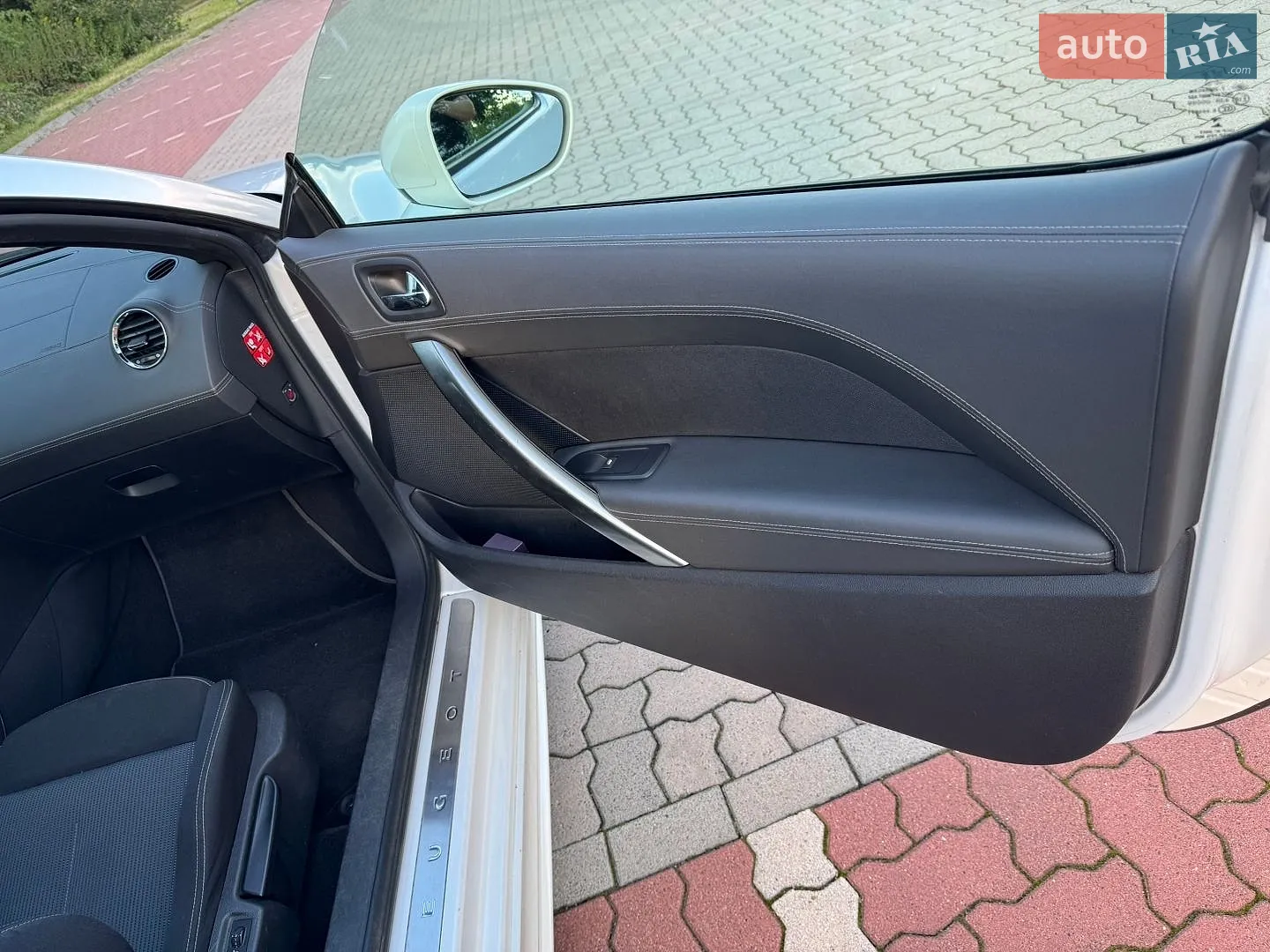 2012 Peugeot RCZ - мініатюра 16