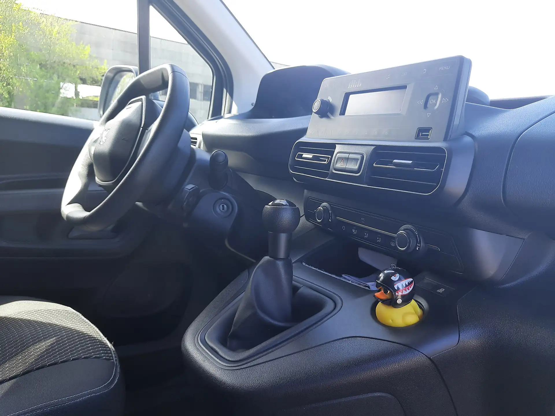 2019 Peugeot Rifter - мініатюра 17